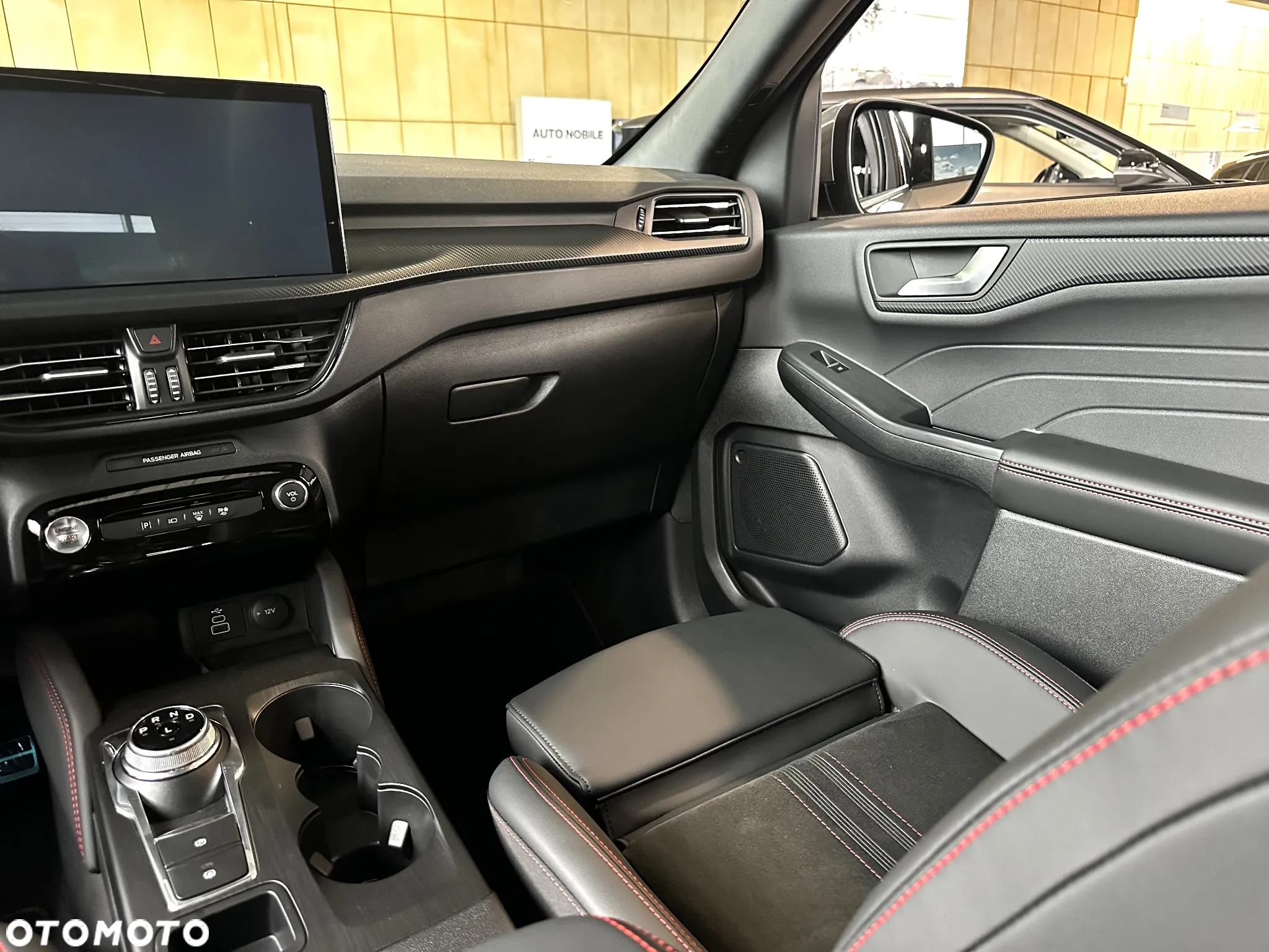 Ford Kuga 2.5 FHEV AWD ST-Line X - 19