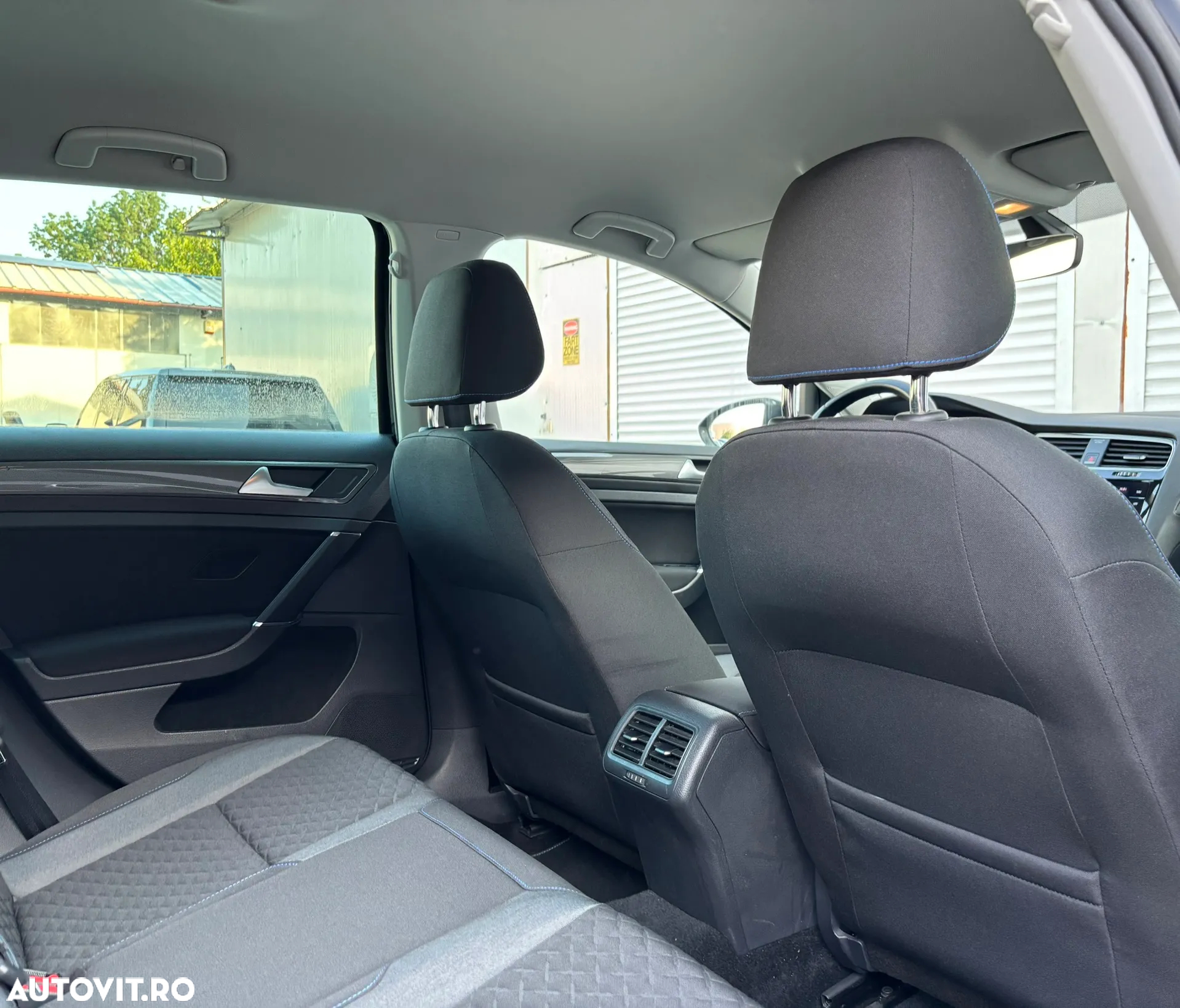 Volkswagen Golf 1.0 TSI Life - 22