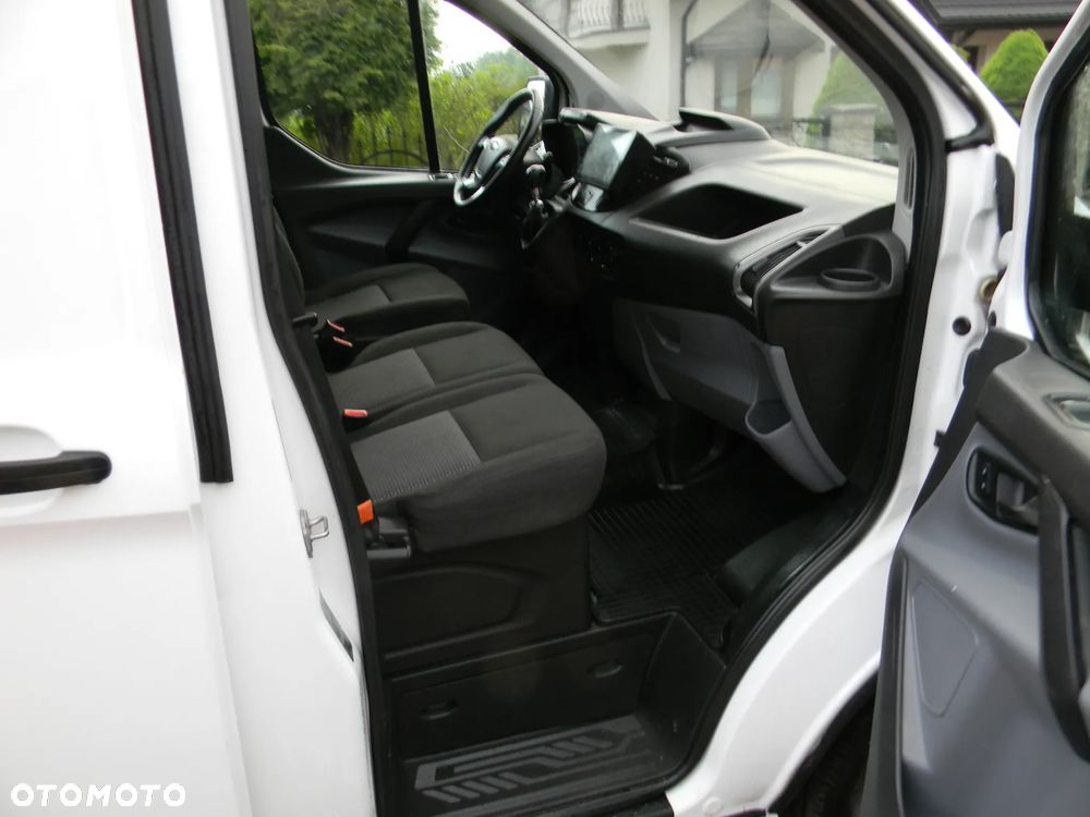 Ford Transit Custom - 5