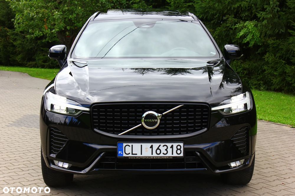 Volvo XC 60 B4 D AWD Plus Dark - 21