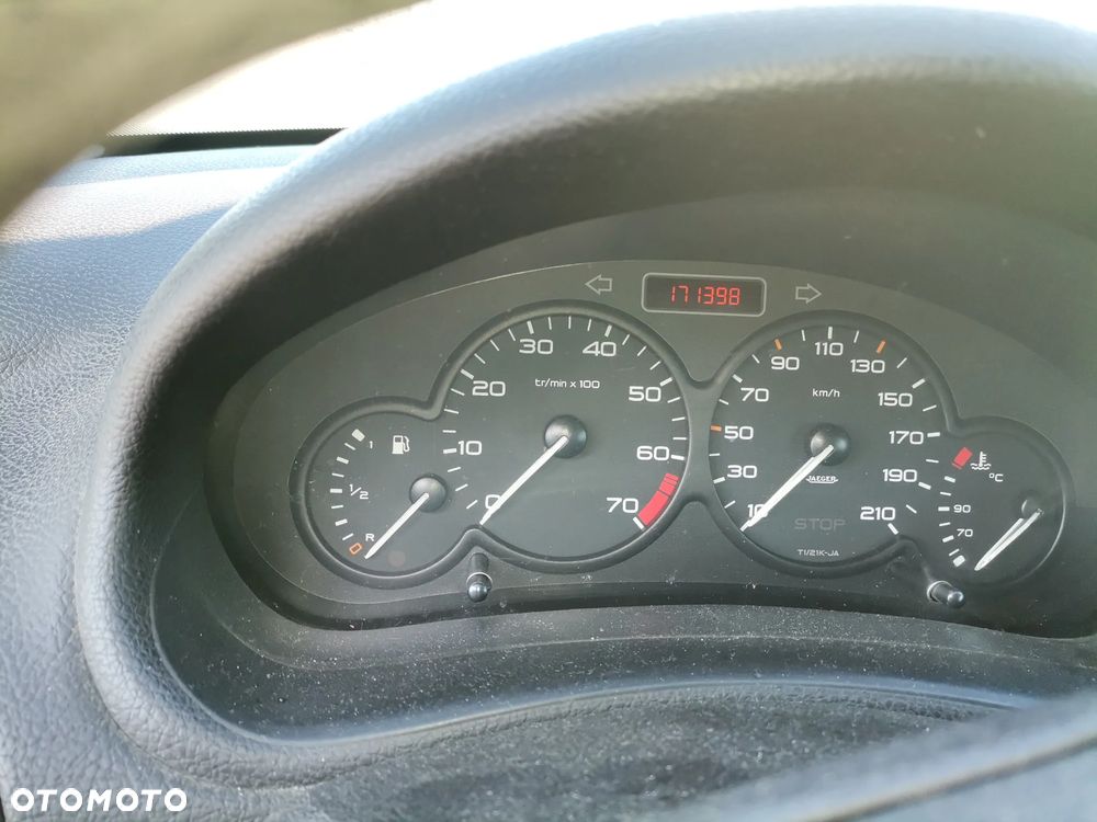 Peugeot 206 1.1 XR Presence - 3