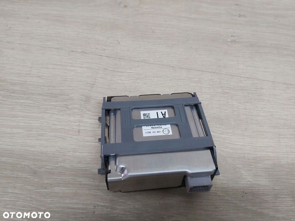Toyota Prius IV 1,8 xw50 radar kamera szyby przód 8646C-47030 - 2