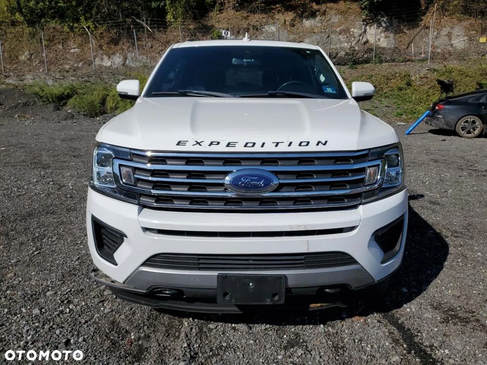 Ford Expedition - 2