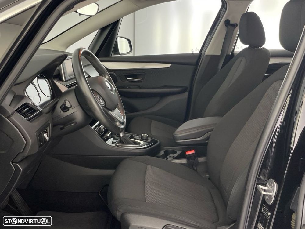 BMW 225xe Active Tourer Pack M - 11