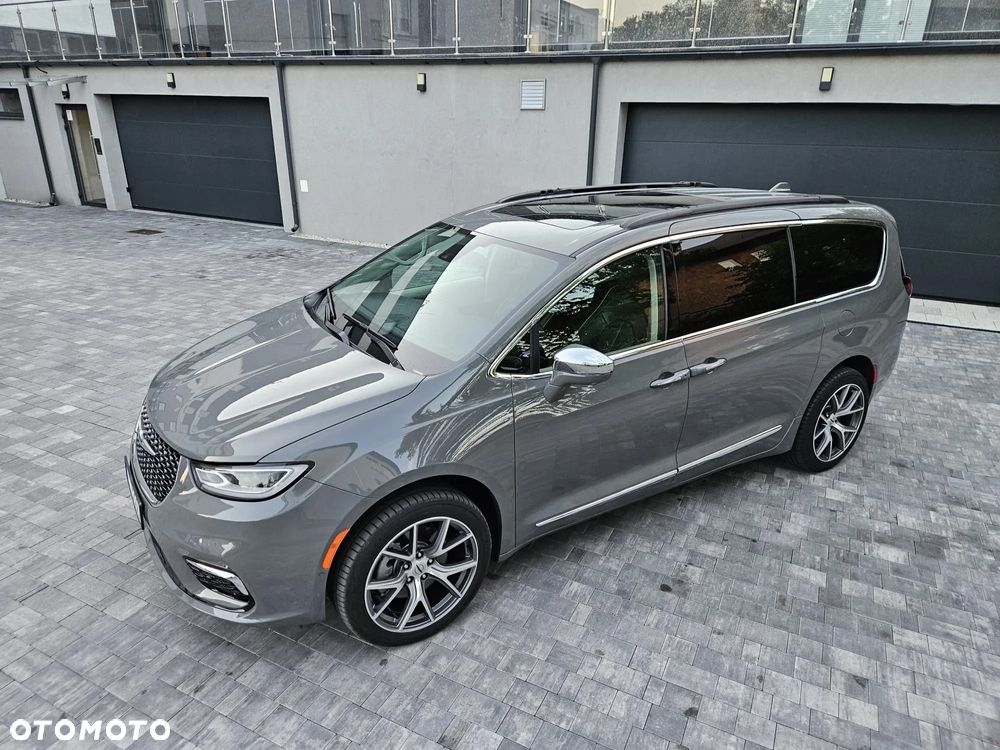 Chrysler Pacifica - 9