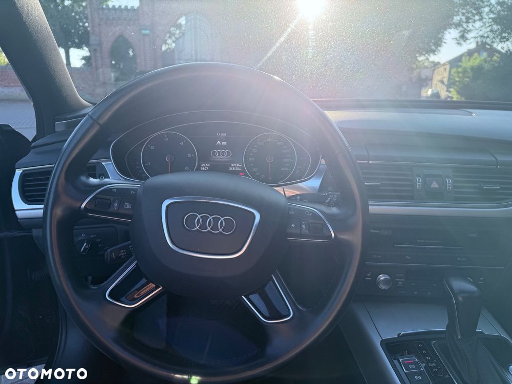 Audi A6 Avant - 16