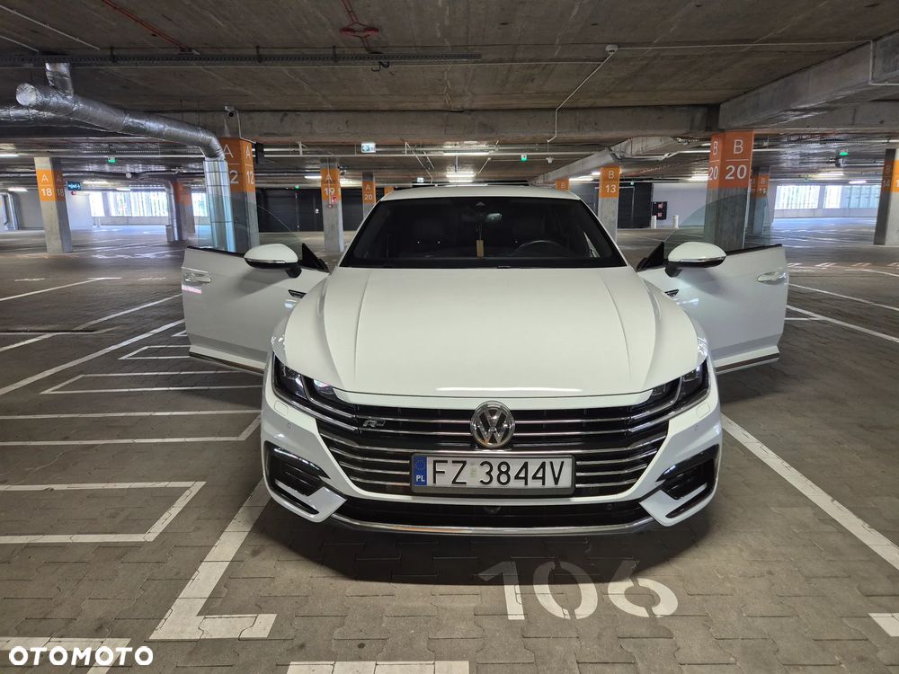 Volkswagen Arteon 2.0 TDI SCR R-Line Edition DSG - 32