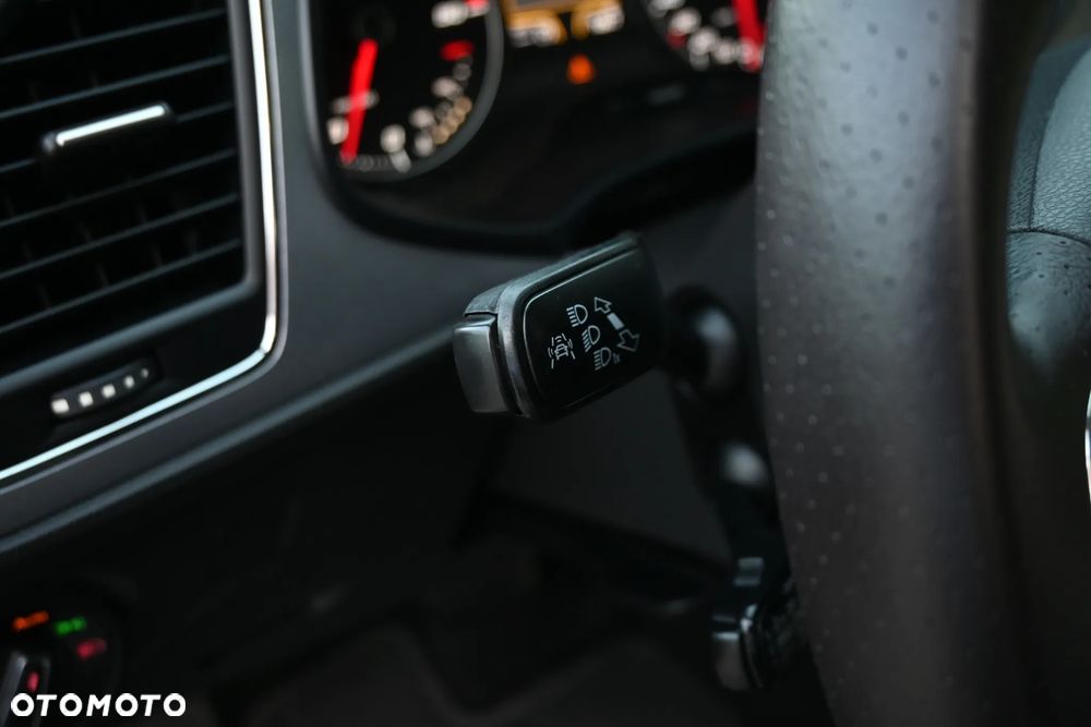 Seat Leon 1.8 TSI Start&Stop DSG FR - 36