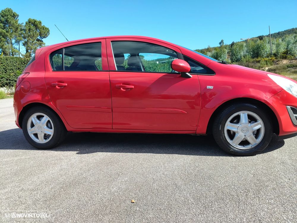 Opel Corsa 1.3 CDTi Enjoy EcoFLEX - 9