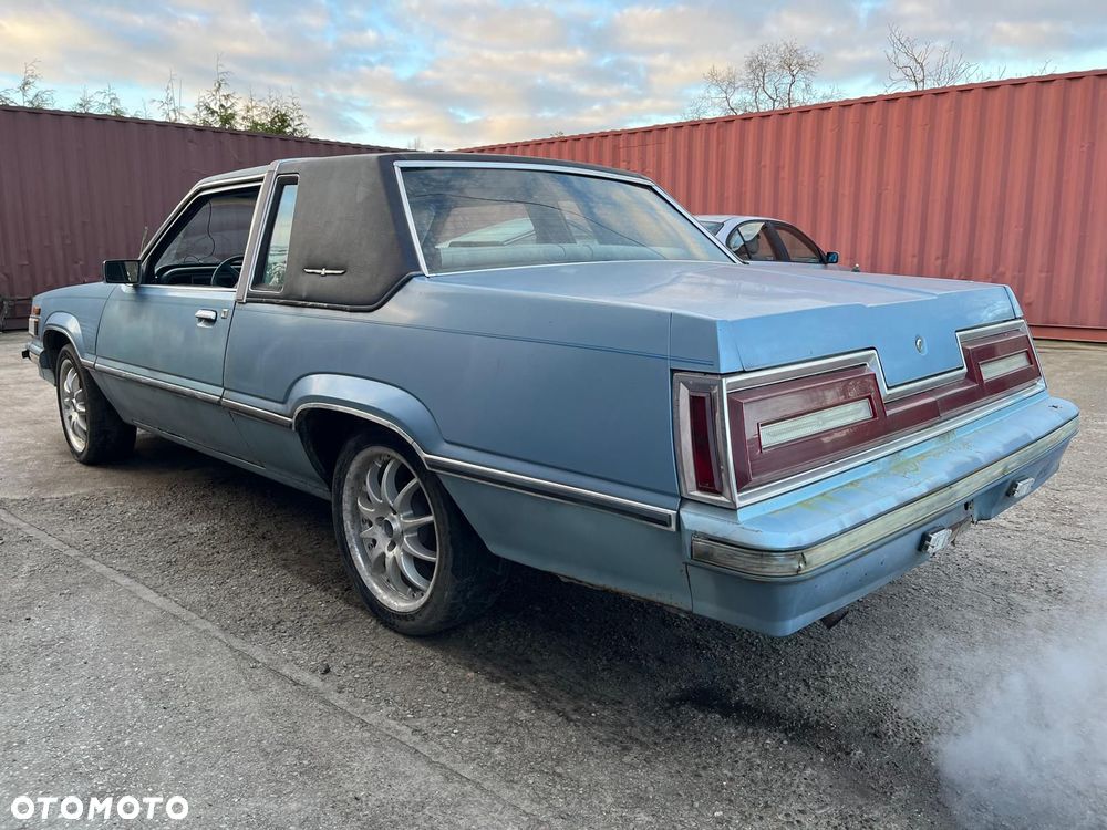 Ford Thunderbird - 4