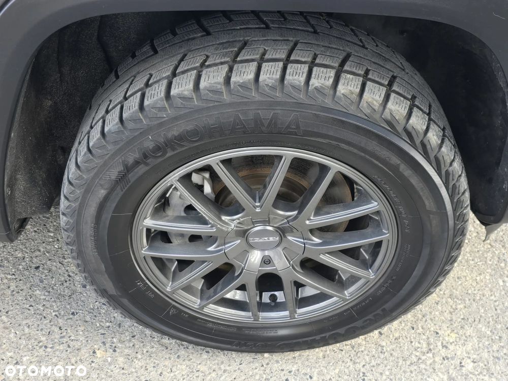 Jeep Grand Cherokee - 39