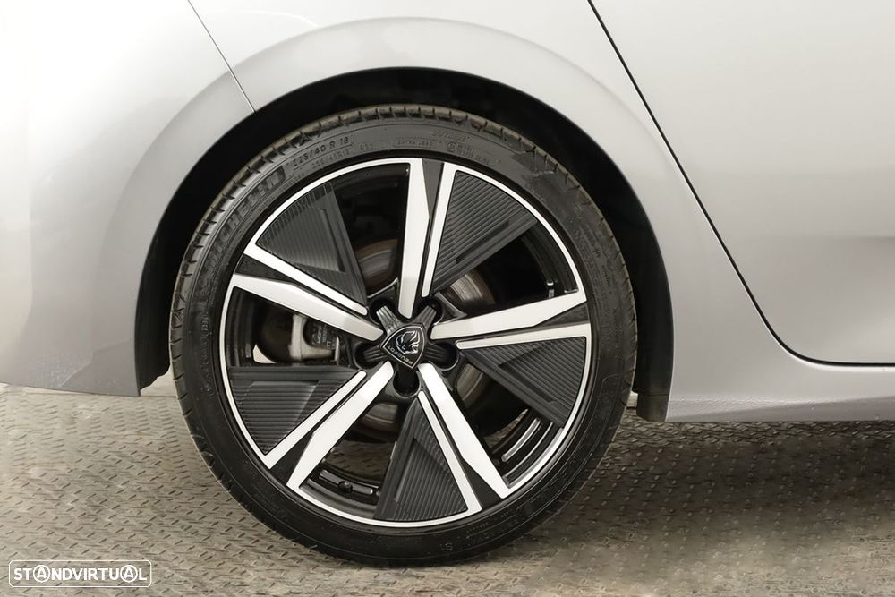 Peugeot 308 1.2 PureTech GT EAT8 - 5