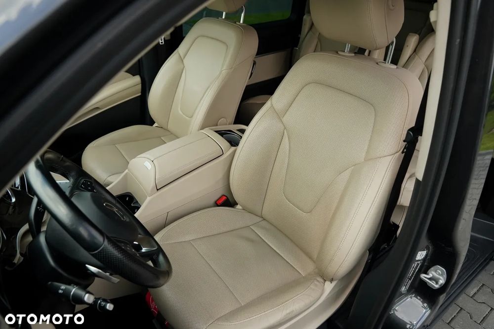 Mercedes-Benz Klasa V 300 d 4-Matic Avantgarde 9G-Tronic (ekstra d³) - 21