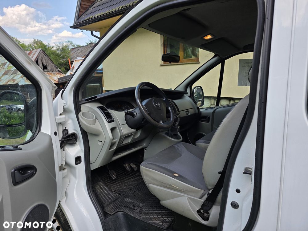 Opel Vivaro - 5