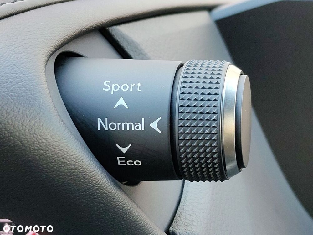 Lexus ES 300h Business Edition - 29