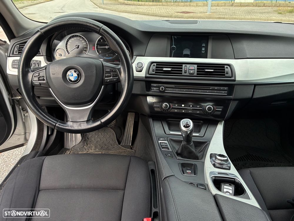 BMW 525 2012 photo 4
