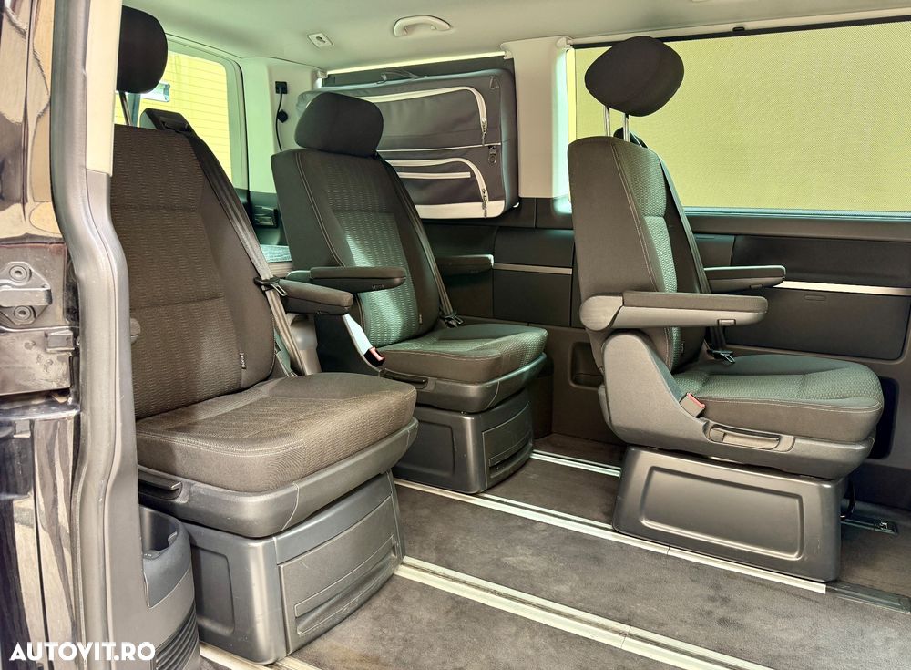 Volkswagen Multivan - 26