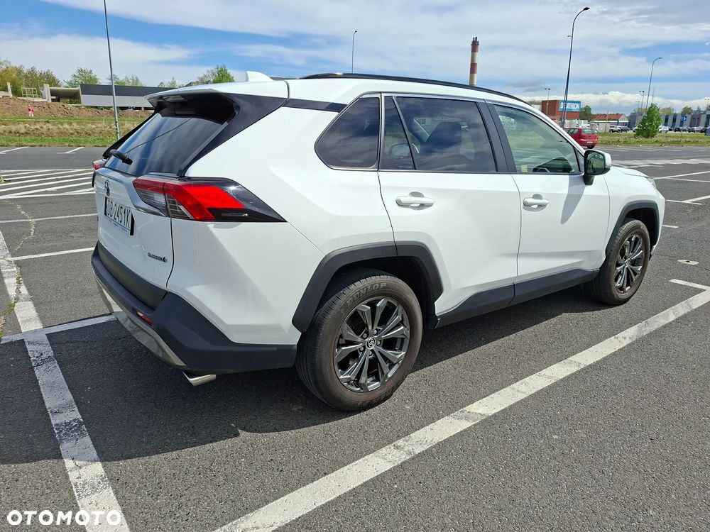 Toyota RAV4 - 5
