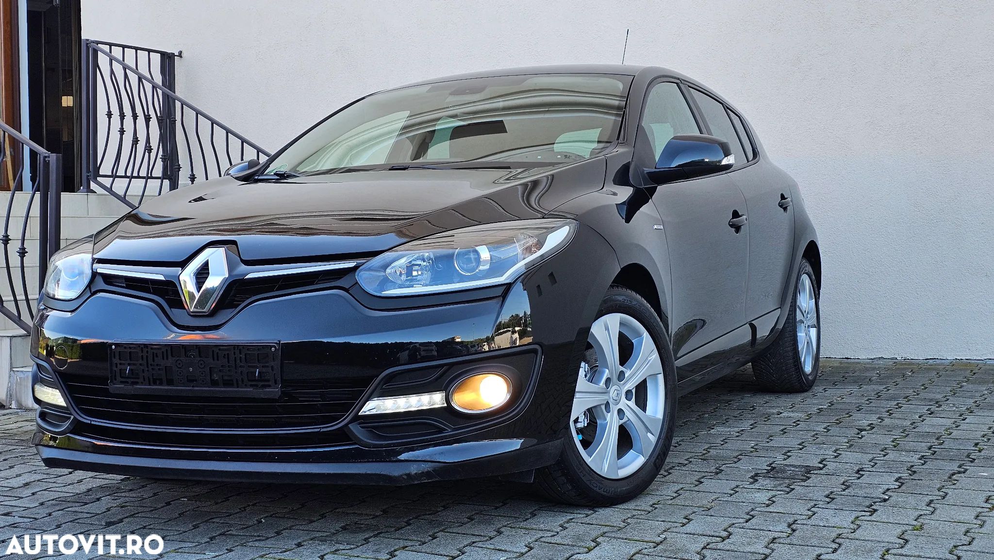 Renault Megane ENERGY TCe 115 Start & Stop LIMITED - 1