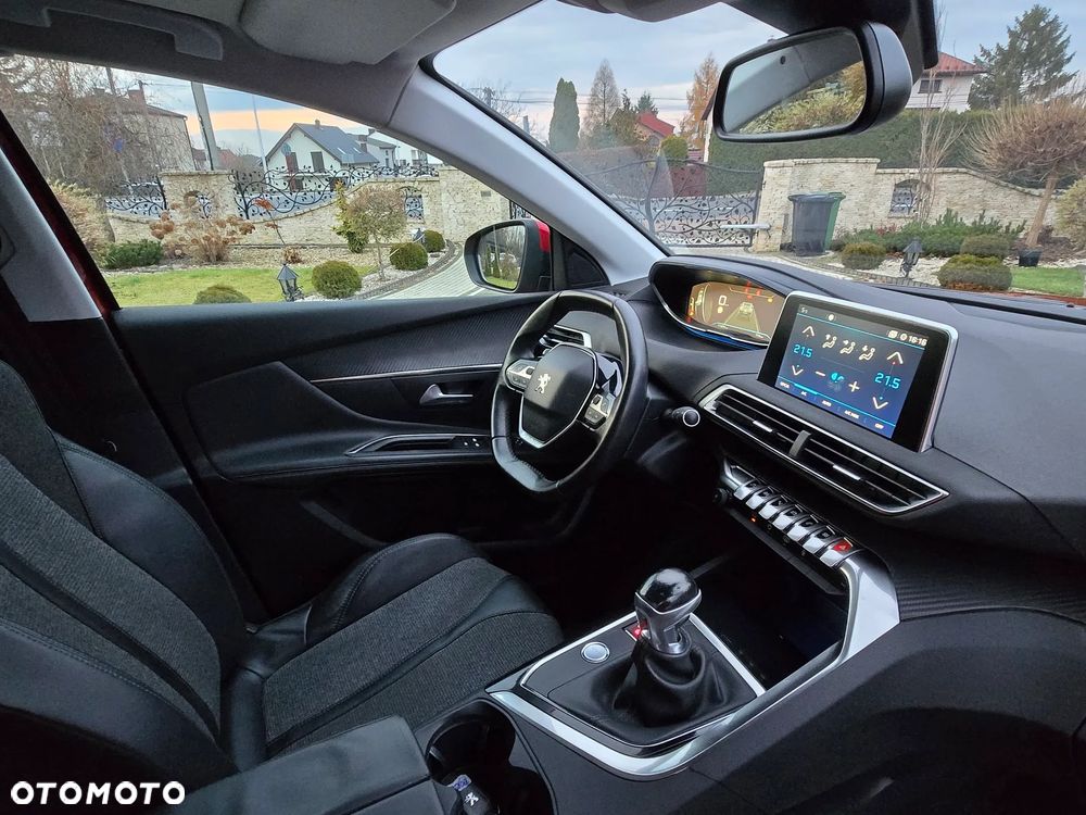 Peugeot 3008 PureTech 130 Stop & Start Allure - 11