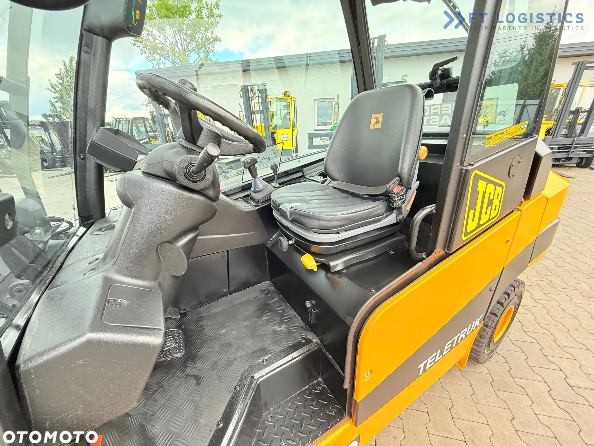 JCB TLT35D / DIESEL / KABINA / NOWE OPONY / 4450MM / TELESKOP - STAN IDEALNY - 14