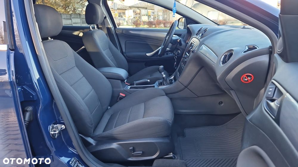 Ford Mondeo 2.0 TDCi Titanium - 16