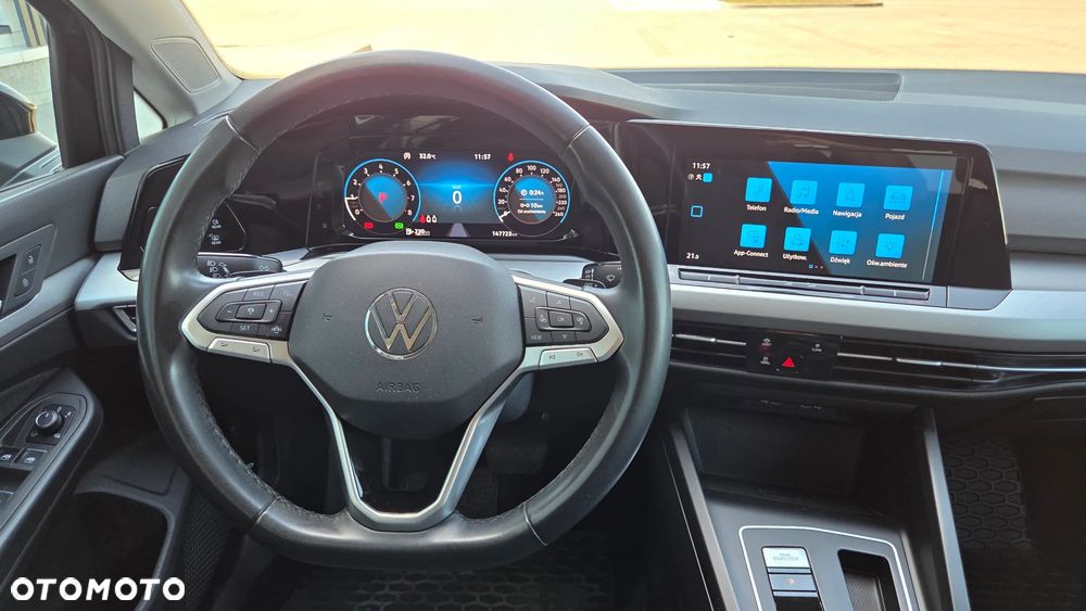 Volkswagen Golf 1.5 eTSI Life DSG - 18