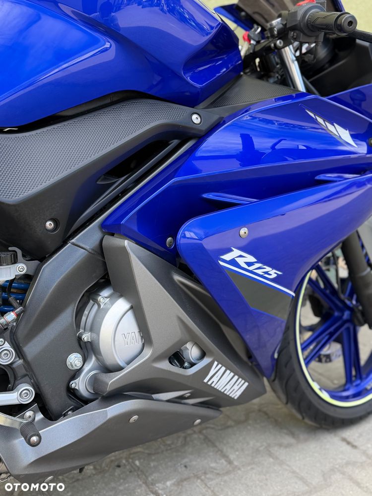 Yamaha YZF - 15