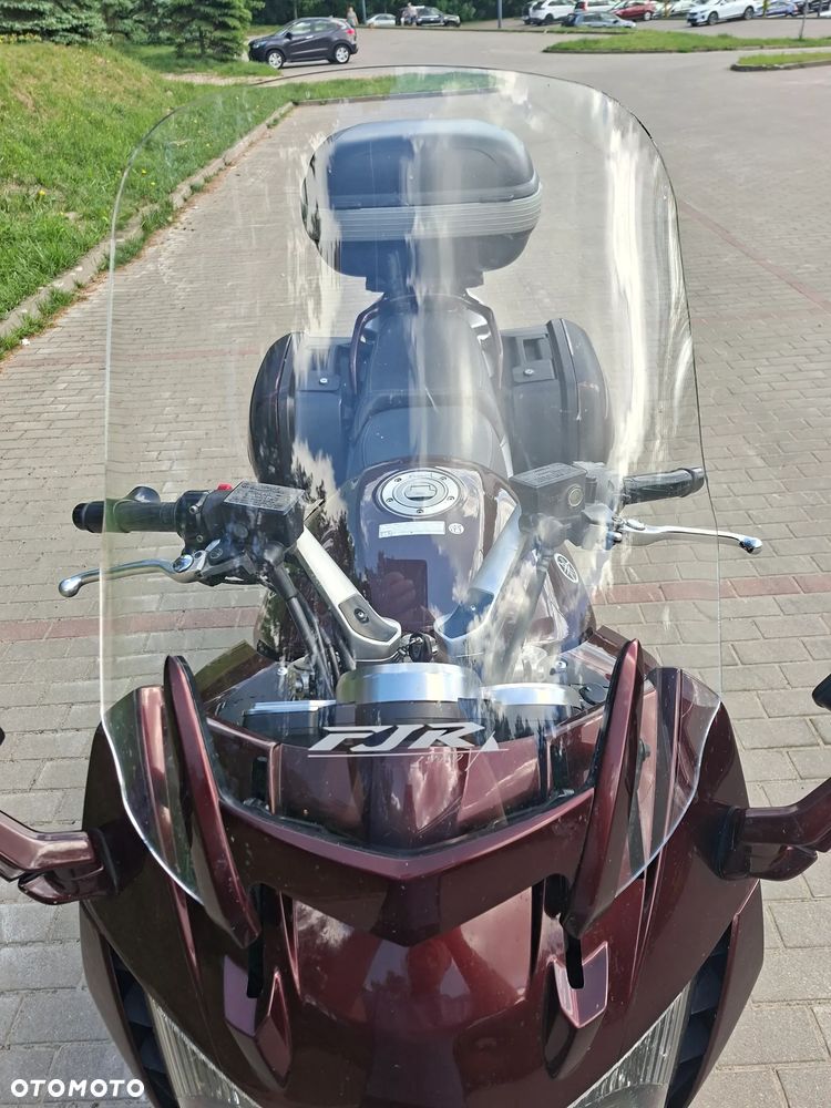 Yamaha FJR - 8