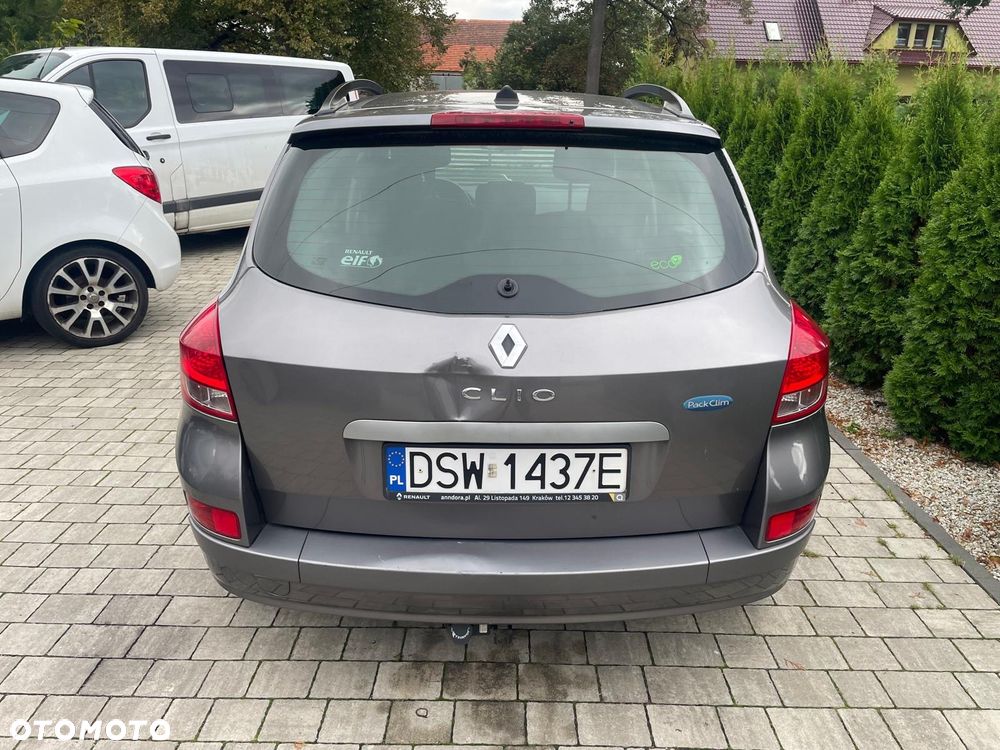 Renault Clio - 6