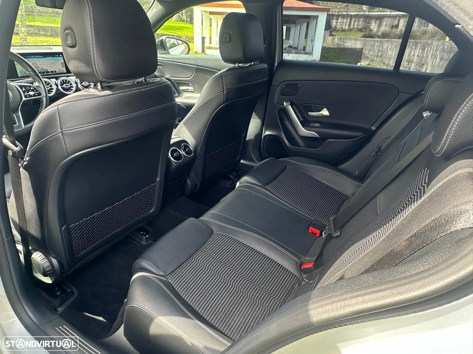 Mercedes-Benz A 180 d 7G-DCT Progressive - 25