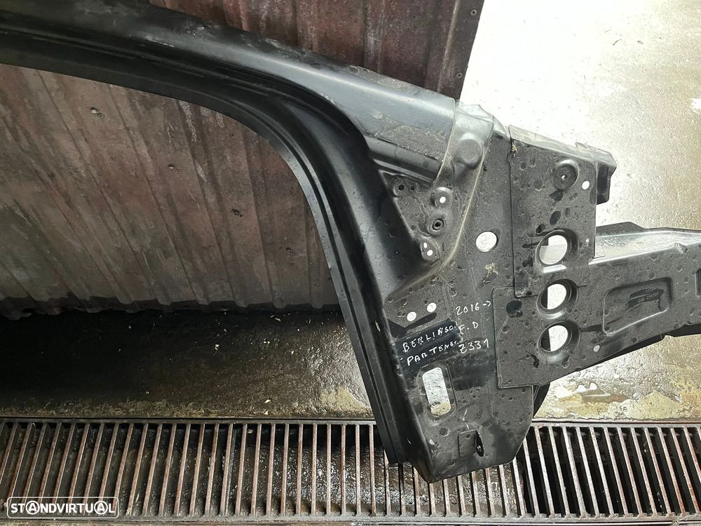 Partner Berlingo - CHAPA CHASSI PORTA FRENTE DIREITA - Z331 - 2
