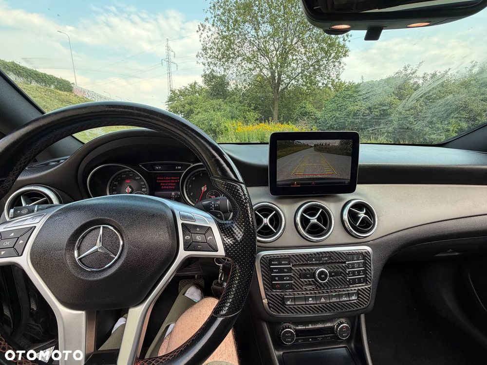 Mercedes-Benz CLA 250 4-Matic 7G-DCT - 9