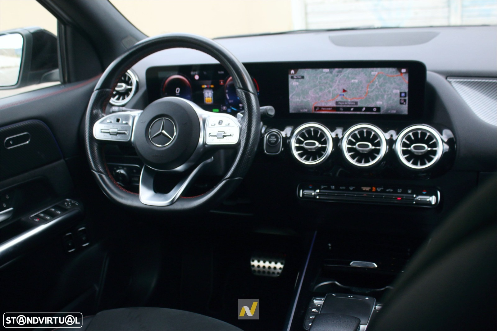 Mercedes-Benz GLA 250 e AMG Line - 25