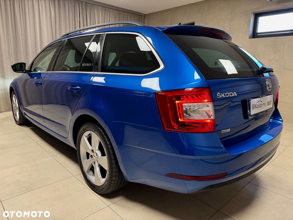 Skoda Octavia 2.0 TDI Style DSG - 10