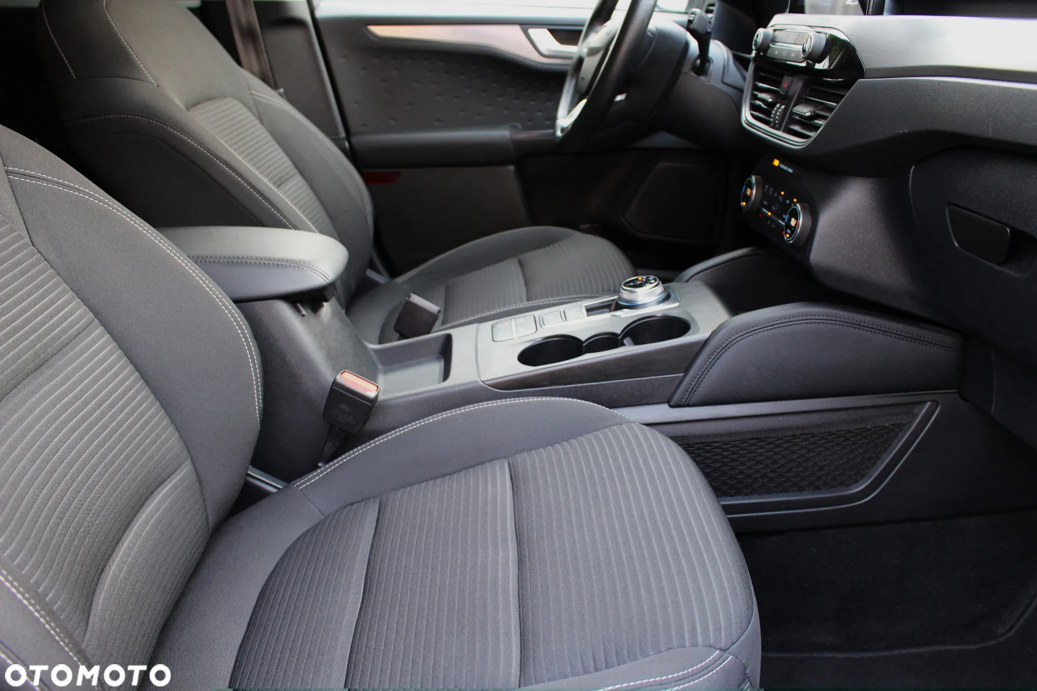 Ford Kuga 2.0 EcoBlue AWD Titanium X - 16