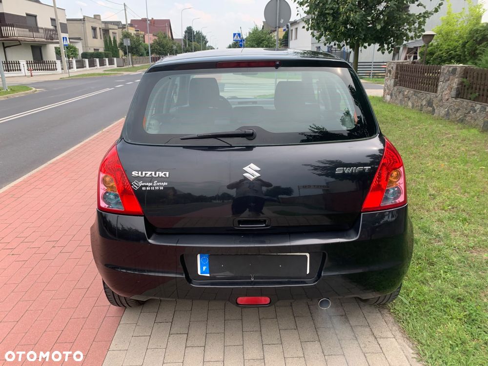 Suzuki Swift - 7