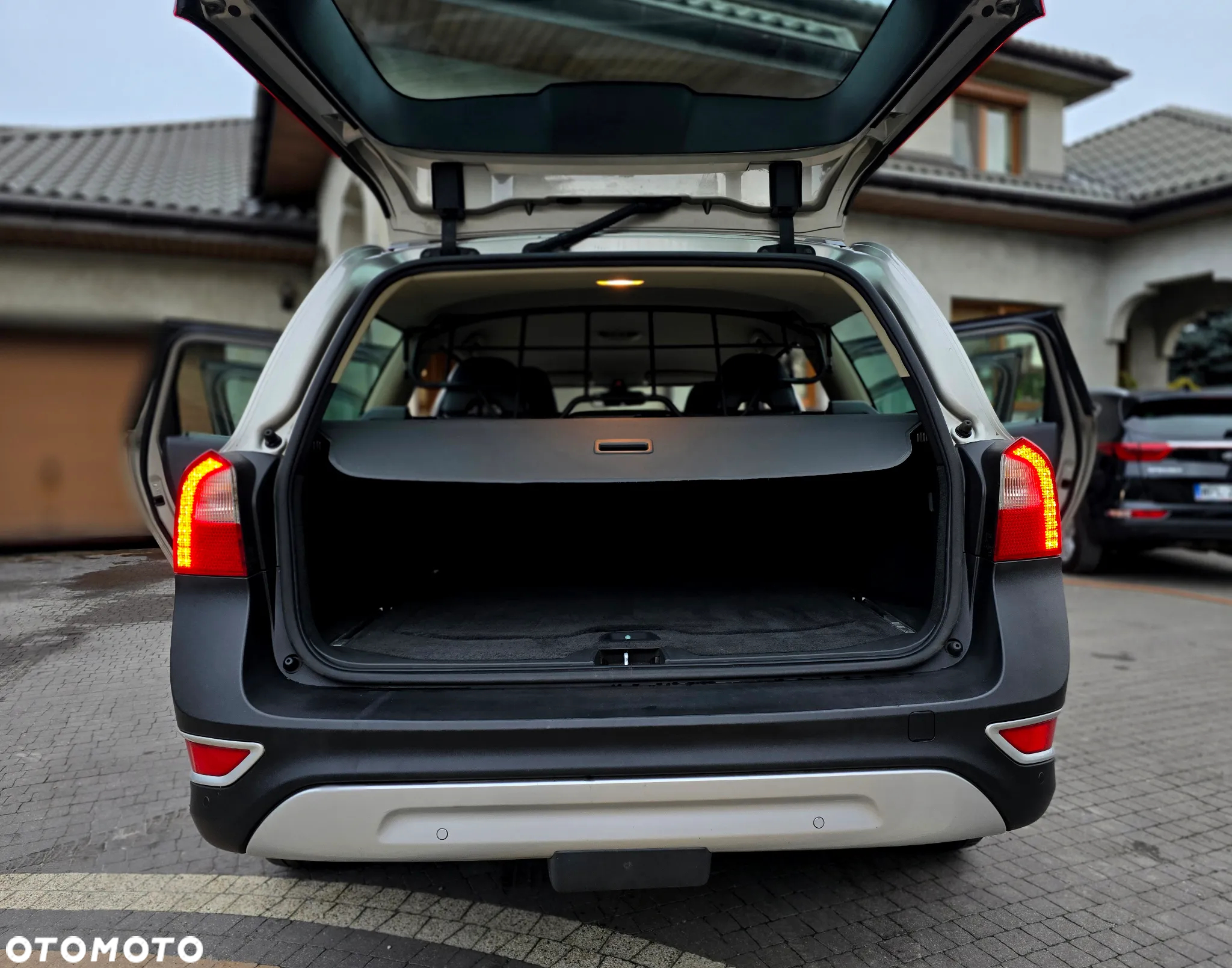 Volvo XC 70 - 11