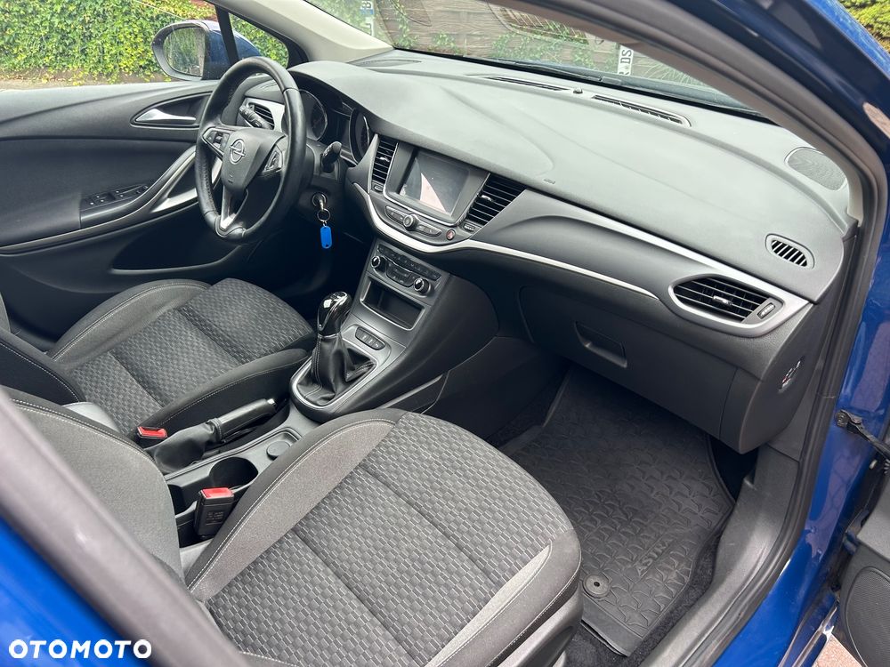 Opel Astra - 35