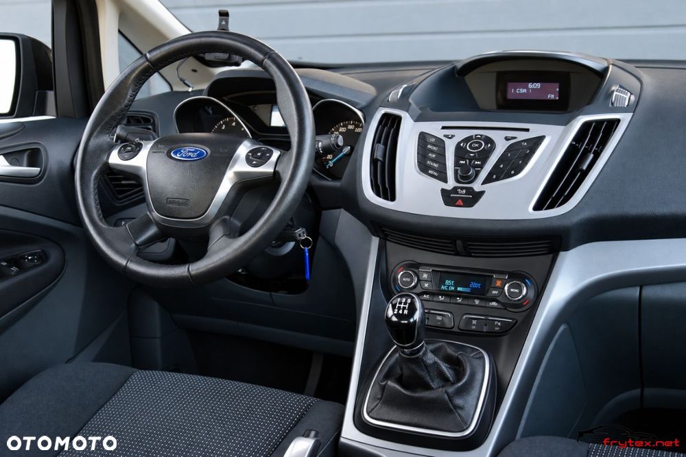 Ford Grand C-MAX - 27