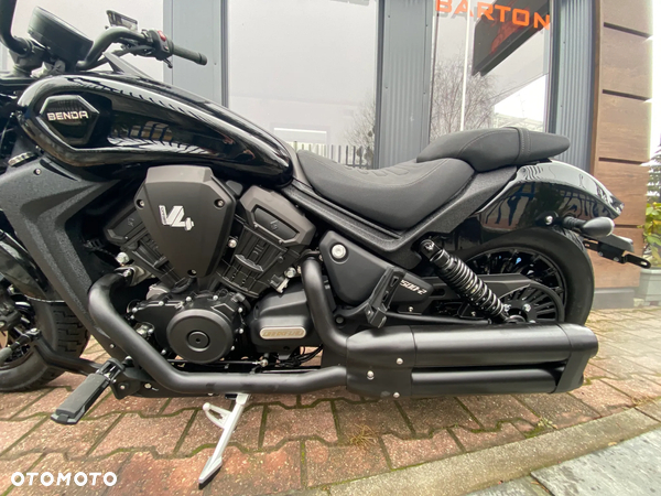 Benda Dark Flag 500
