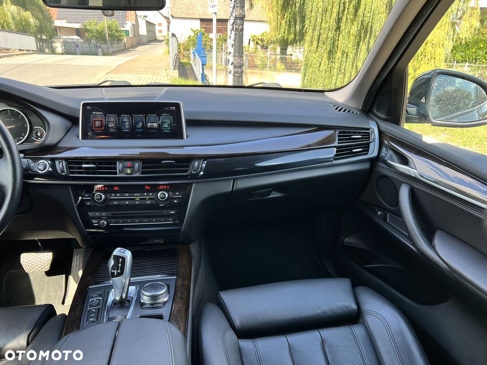 BMW X5 xDrive40d - 15