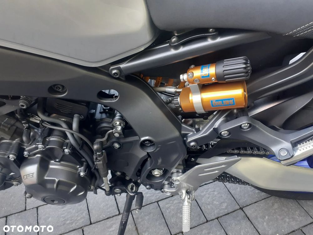 Yamaha MT - 8