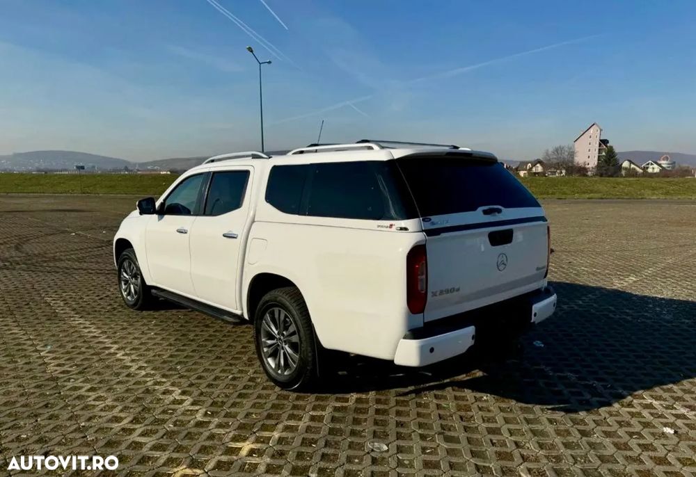 Mercedes-Benz X - 10