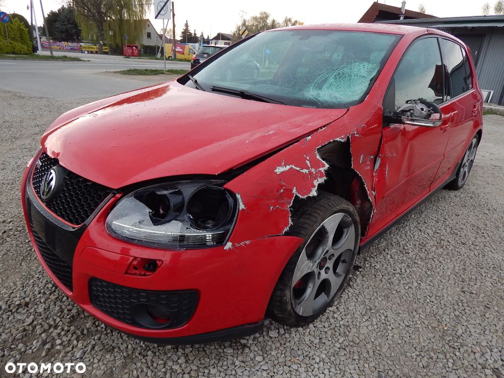 Volkswagen Golf 2.0 GTI DSG - 5