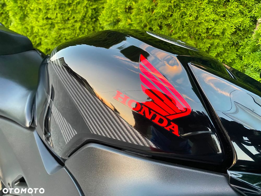 Honda CBR - 22