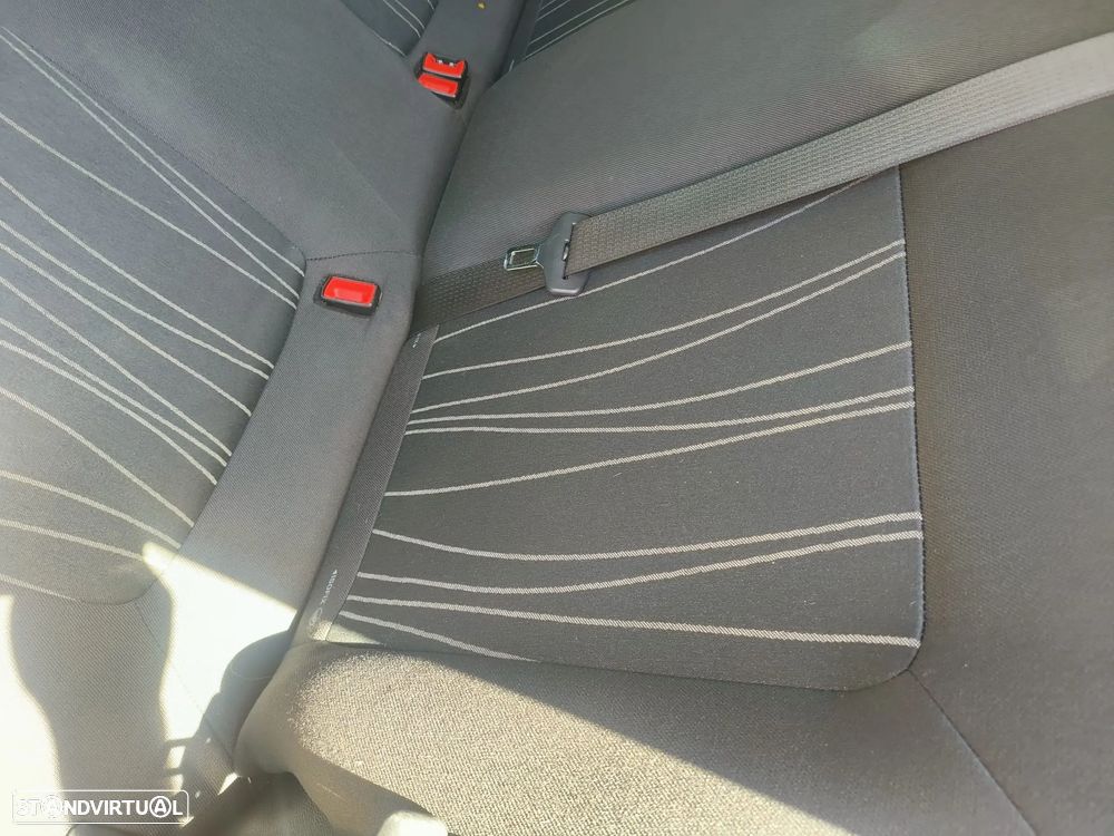 Opel Corsa - 8