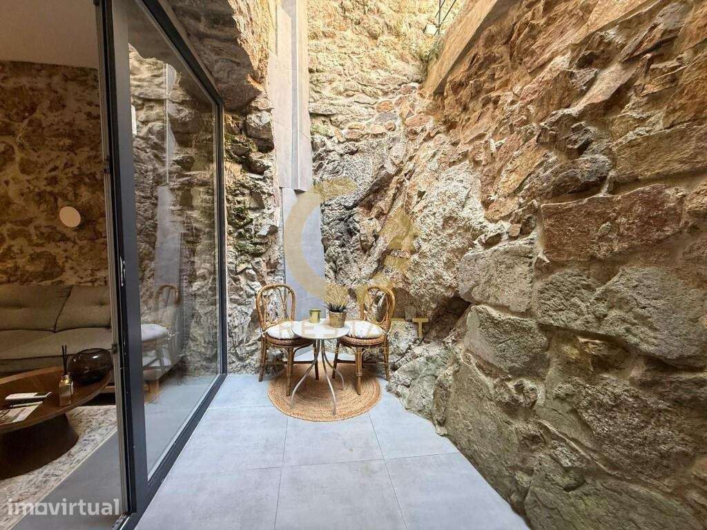 Apartamento T1 Renovado com Terraço e Licença AL com excelente localiz - Grande imagem: 5/26