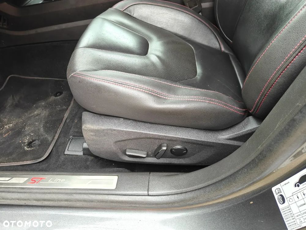Ford Mondeo 1.5 EcoBoost ST-Line X - 12
