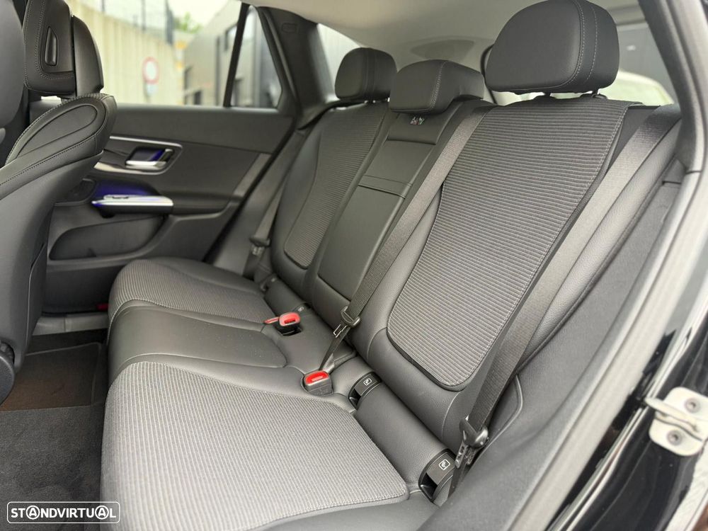 Mercedes-Benz GLC 300 de 4Matic - 17